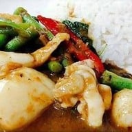 เมนูของร้าน ข้าวหมูแดงหมูกรอบ นายพล อาคารนิรมิต เขาสามยอด ลพบุรี