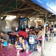 ก๋วยเตี๋ยวไก่มะระ ข้าวมันไก่ เจ้ภา