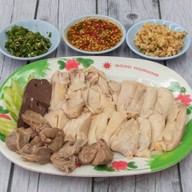 ข้าวมันไก่ตั้งตัว ตลาดนานาเจริญ ลำลูกกา