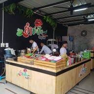 บรรยากาศ ยำซะป๊ะ @พูลผล