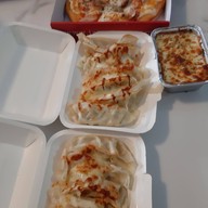 เมนูของร้าน ร้านพิซซ่า I am pizza สาขา โลตัส โก เฟรช ปากซอยกันตนา ซุ้มสีดำแดง