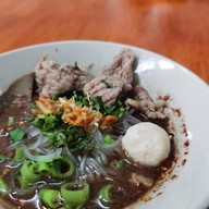 เฮียหม่ำก๋วยเตี๋ยวเรือทีเด็ด (หมู)