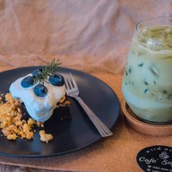 นั่งเล่น วังน้ำเย็น