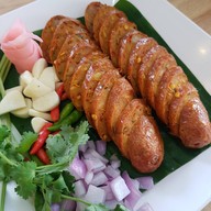 เมนูของร้าน ยำซะป๊ะ @พูลผล