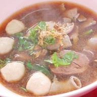 ก๋วยเตี๋ยวเด็กเส้น