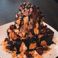 นั่งเล่น วังน้ำเย็น