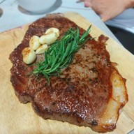 โคขุนเมืองนนท์ ตลาดงามวงศ์วาน