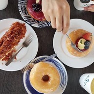 John Donut Soi Thida