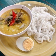 เมนูของร้าน ก๋วยเตี๋ยวเรืออโยธยา ณ ท่าสุรวงศ์