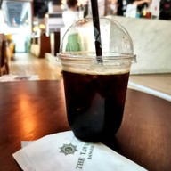 เมนูของร้าน The Sidewalk by Khon Rak Kafae โรงแรมตวันนา