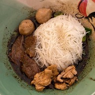 ป.ประทีป ก๋วยเตี๋ยวเรือรสเด็ด สาขาอ่อนนุช