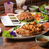 La Foresta Cafe' & Bistro
