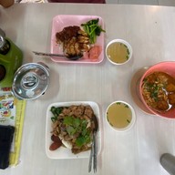 เมนูของร้าน โอว ก๋วยเตี๋ยวพริกสด ซ.มัยลาภ(ย้ายจาก สุคนธสวัสดิ์)