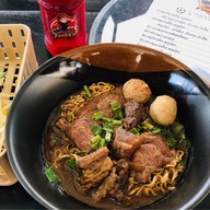ก๋วยเตี๋ยวเรือ FreeKick ประเวศ