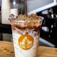 MarKoff Coffee บีฮายเดอะวอล