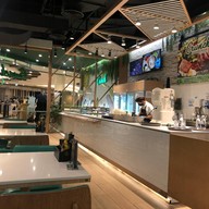 Crunch Salad & Steak Promenade