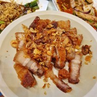 คือนัวร์-Khuenua