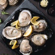 Hollywood Restaurant  พัทยา