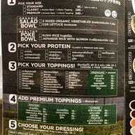 Crunch Salad & Steak Promenade