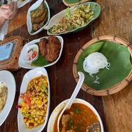 เมนูของร้าน ขนมจีนต้นก้ามปู อโยธยา พระนครศรีอยุธยา