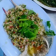 ข้าวต้ม ลอยฟ้า ซีฟู้ด ซอยร่มเกล้า44