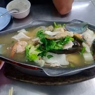 ข้าวต้ม ลอยฟ้า ซีฟู้ด ซอยร่มเกล้า44