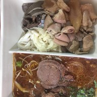 เมนูของร้าน ก๋วยเตี๋ยวเนื้อวัวสุราษฎร์ธานี @น่าน