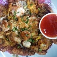 ติงลี่ผัดไท-หอยทอด ปากซอยศาสนา