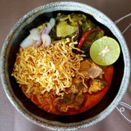 ครัวป้าเล็ก ข้าวซอยไก่/กระดูกหมู/อาหารว่างทานเล่น/เมนูพิเศษ(หมู่บ้านนักกีฬา)