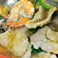 ราดหน้าเจ็ดยอด (ข่วงสิงห์-ม.ราชภัฏ)