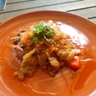 ไก่ย่างบ้านสามหลัง by เฮียตี๋ สาขาในเมือง (กาดสามแยก)