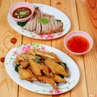 ตำละยำ By Mai เอกซ์โปร