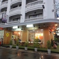 หน้าร้าน บ้านก้ามปู หาดใหญ่ หาดใหญ่