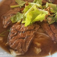 เตี๋ยวก๋างข่วง สันกำแพง