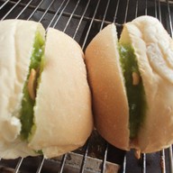 ขนมปังปิ้งป้าตุ้ม ม.พายัพ