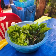 ก๋วยเตี๋ยวยายตั้น หนองไผ่