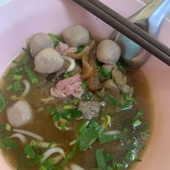 เมนูของร้าน ก๋วยเตี๋ยวเนื้อตงเฮง