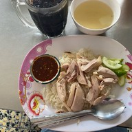 เมนูของร้าน ข้าวมันไก่ไทยสวัสดี
