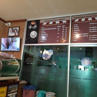 บรรยากาศ ร้านอ้อยเป็ดย่าง