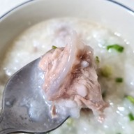 โจ๊กเจียเจีย (โจ๊กสไตล์ฮ่องกง) ถนนประดิพัทธ์