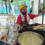 ตลาดบ่อนไก่