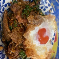 ก๋วยเตี๋ยวเนื้อ นายหมี Apple Loft