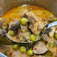 ร้านแกงใต้แม่ประเสริฐ ตลาดร่มรื่น