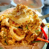 เมนูของร้าน สุภัทรา บาย เดอะ ซี