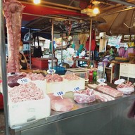 ตลาดบ่อนไก่
