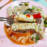 เมนูของร้าน ก๋วยเตี๋ยวต้มยำใข่หวานประตูกรุงเทพ ประตูกรุงเทพ