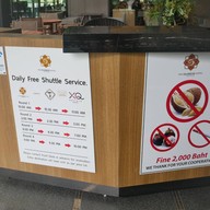 Krislicious Eatery & Bar