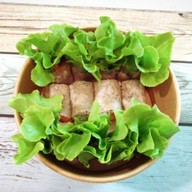 สลัดผักรักษ์โลก