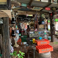 ส้มตำยกครก หัวฝาย ทุ่งเสลี่ยม