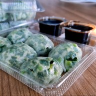 กุ้ยฉ่ายเจ๊แต แป้งบางไส้ทะลัก กุ้ยฉ่ายเจ๊แต แป้งบางไส้ทะลัก